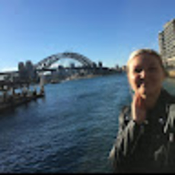 Meet your Posher, Briana - Picture 1 of 1